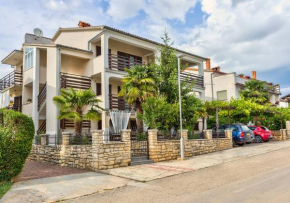 Отель Apartments Vretenar  Новиград